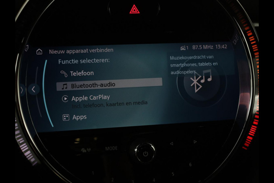 MINI Cooper 1.5 Classic | Automaat | Leder | Carplay | Full LED | Navigatie | Climate control | Parkeerhulp | Cruise control