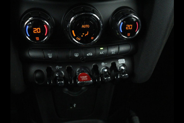 MINI Cooper 1.5 Classic | Automaat | Leder | Carplay | Full LED | Navigatie | Climate control | Parkeerhulp | Cruise control