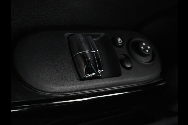 MINI Cooper 1.5 Classic | Automaat | Leder | Carplay | Full LED | Navigatie | Climate control | Parkeerhulp | Cruise control