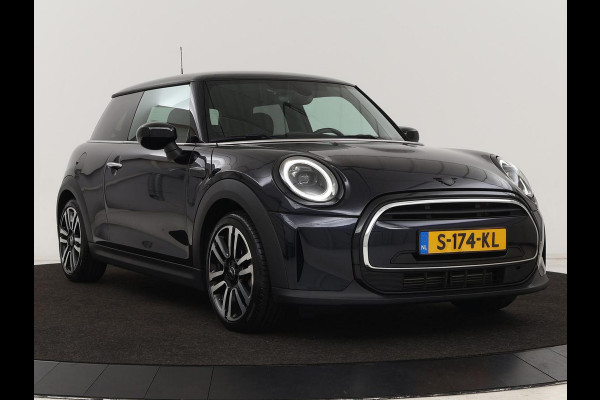MINI Cooper 1.5 Classic | Automaat | Leder | Carplay | Full LED | Navigatie | Climate control | Parkeerhulp | Cruise control