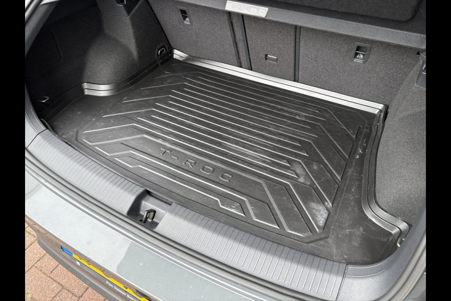 Volkswagen T-Roc 1.5 TSi 150PK DSG Sport Business R-Line CAMERA/NAVI/ADAPT.CRUISE/PDC/19INCH/AFN.TREKHAAK