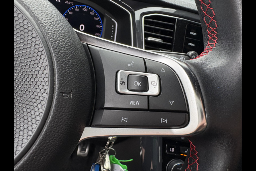 Volkswagen T-Roc 1.5 TSi 150PK DSG Sport Business R-Line CAMERA/NAVI/ADAPT.CRUISE/PDC/19INCH/AFN.TREKHAAK