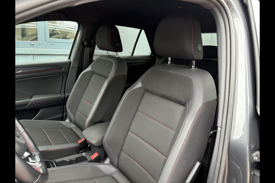 Volkswagen T-Roc 1.5 TSi 150PK DSG Sport Business R-Line CAMERA/NAVI/ADAPT.CRUISE/PDC/19INCH/AFN.TREKHAAK