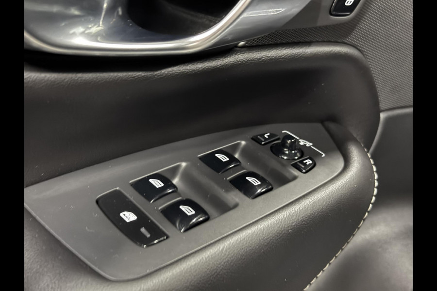 Volvo XC90 2.0 T8 Recharge AWD R-Design Open dak | Adapt. Cruise c. | Luchtvering | Harman/Kardon | Trekhaak