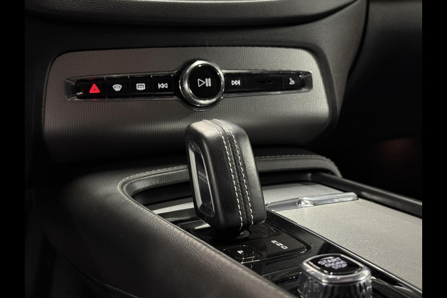 Volvo XC90 2.0 T8 Recharge AWD R-Design Open dak | Adapt. Cruise c. | Luchtvering | Harman/Kardon | Trekhaak