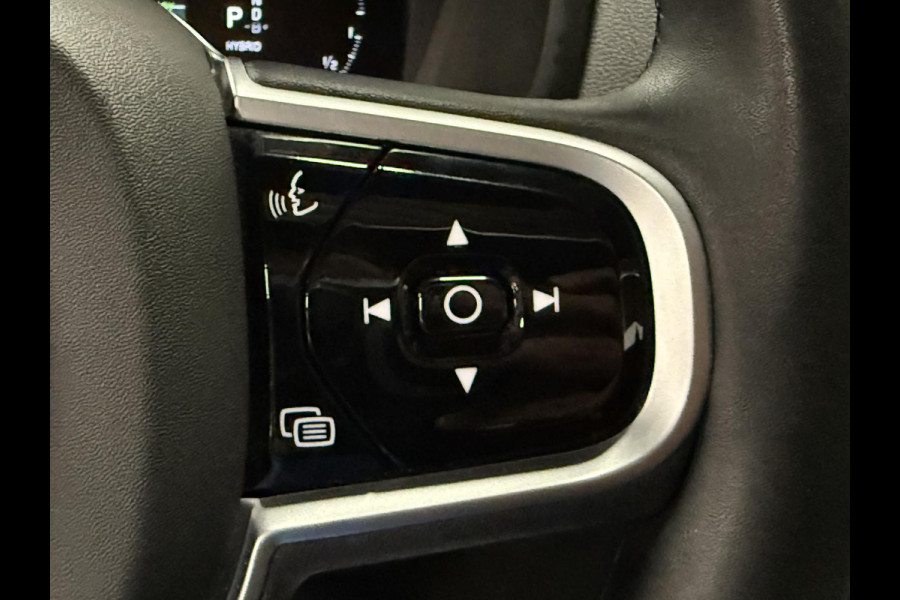 Volvo XC90 2.0 T8 Recharge AWD R-Design Open dak | Adapt. Cruise c. | Luchtvering | Harman/Kardon | Trekhaak