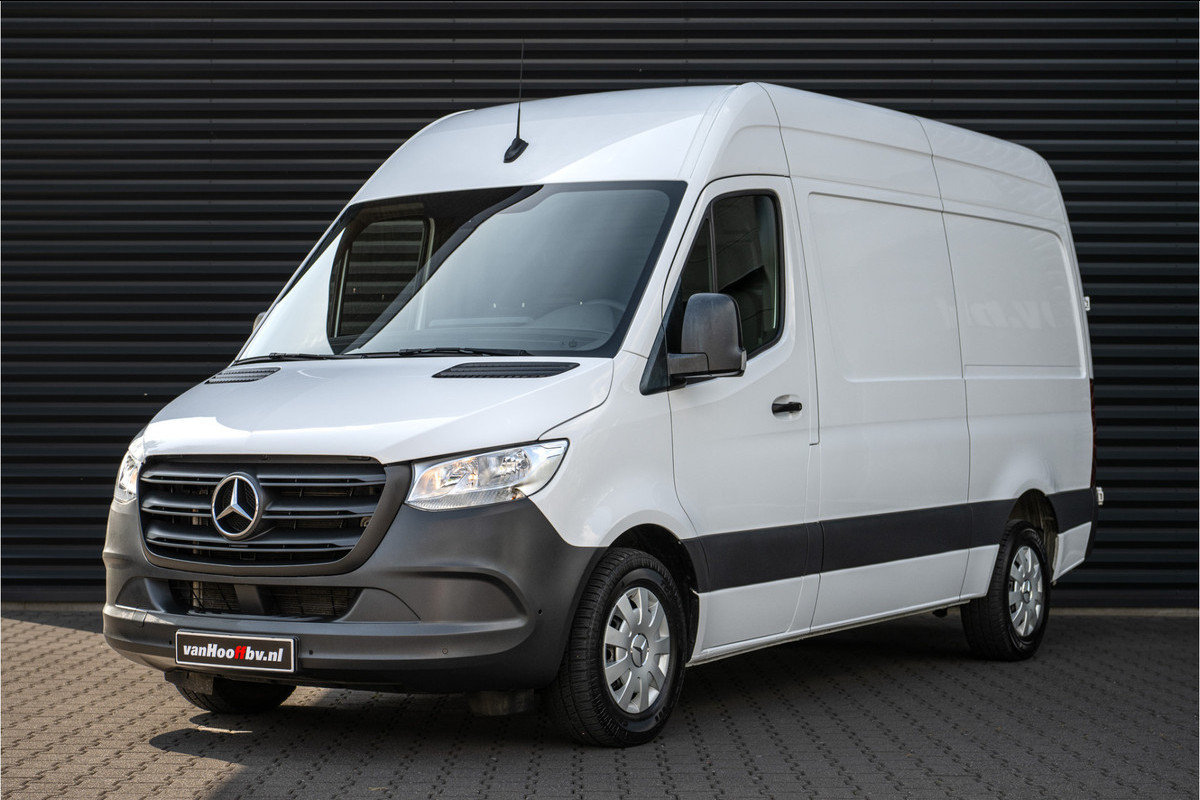 Mercedes-Benz Sprinter 317 CDI L2H2 Trekhaak - PDC Mercedes-Benz Sprinter 317 CDI L2H2 Trekhaak - PDC