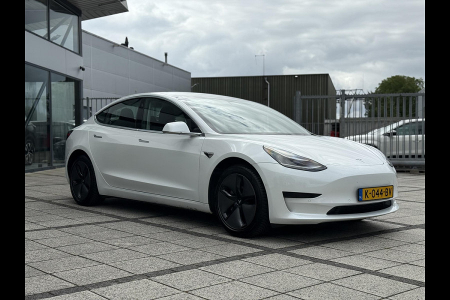 Tesla Model 3 Range Plus | Autopilot | Panorama | Leder | Navi | Camera |