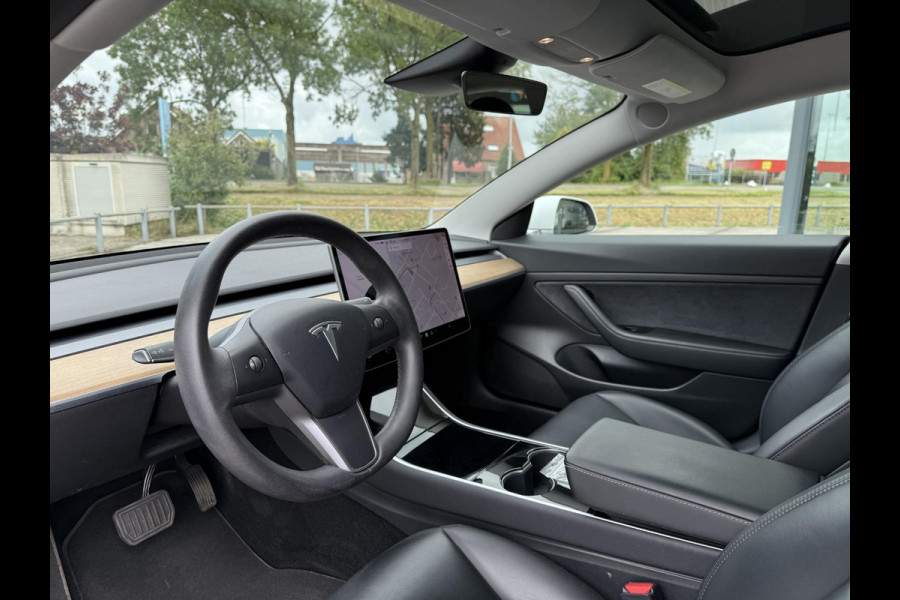 Tesla Model 3 Range Plus | Autopilot | Panorama | Leder | Navi | Camera |