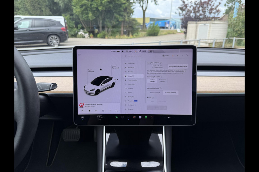 Tesla Model 3 Range Plus | Autopilot | Panorama | Leder | Navi | Camera |