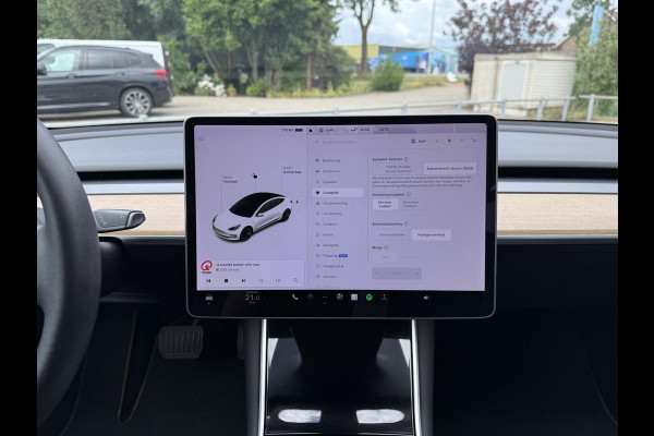 Tesla Model 3 Range Plus | Autopilot | Panorama | Leder | Navi | Camera |