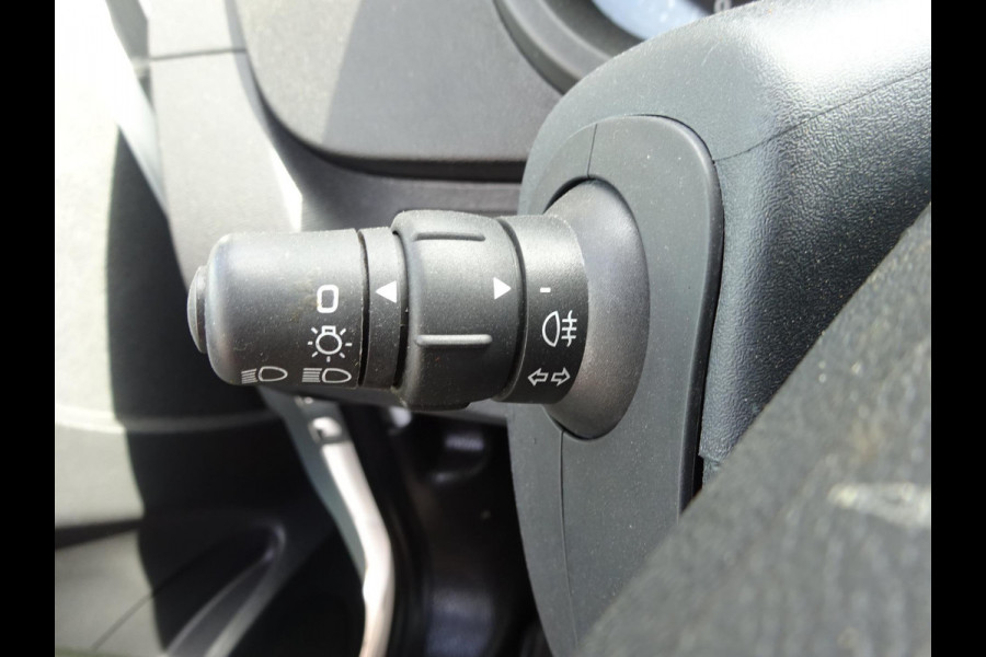 Renault Kangoo 1.5 Blue dCi 95 Comfort AIRCO CRUISE CONTROL PDC 6 BAK
