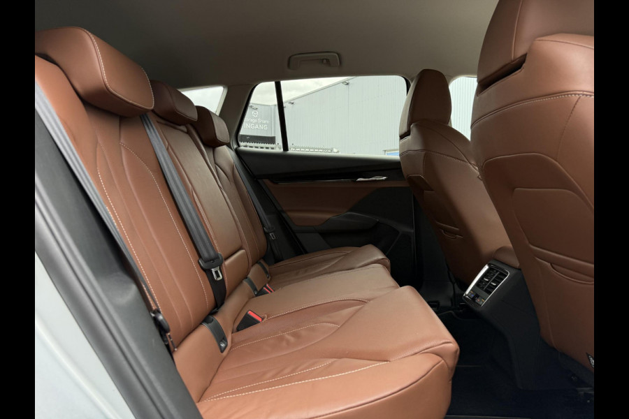 Škoda ENYAQ iV 60 | Leder | Trekhaak | 21 Inch | Camera |