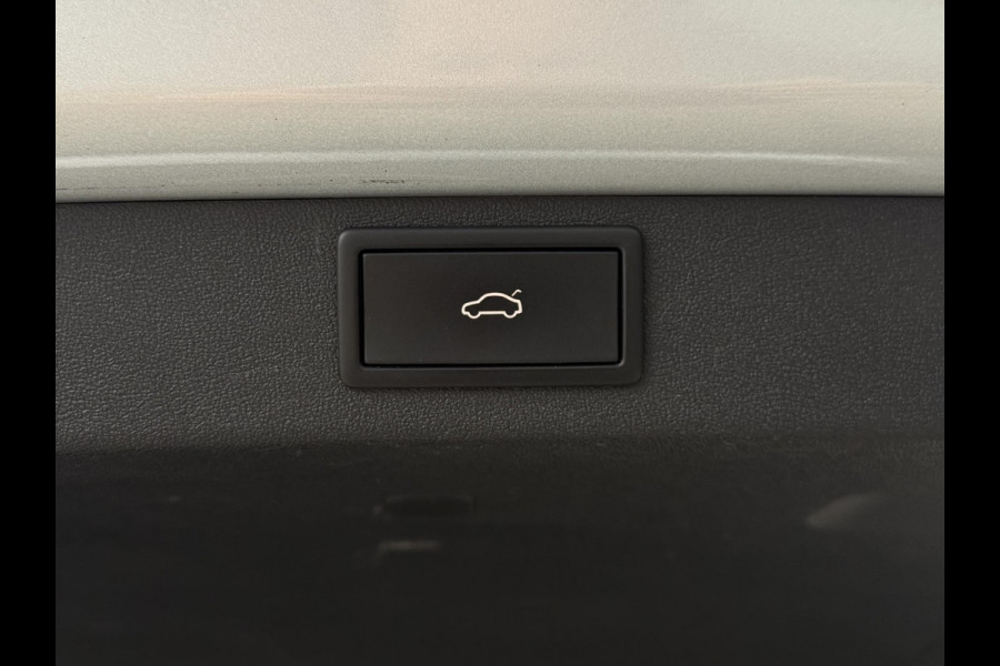 Škoda ENYAQ iV 60 | Leder | Trekhaak | 21 Inch | Camera |