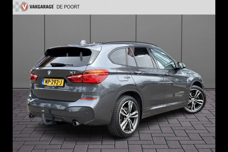 BMW X1 sDrive20i High Executive M-Sport | 1e Eig | Dealer OH | Head-up | Trekhaak | Leder