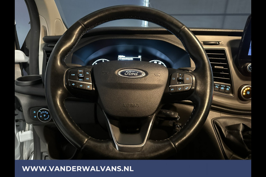Ford Transit Custom 2.0 TDCI L2H1 Euro6 Airco | Camera | Cruisecontrol | Navigatie | Stoelverwarming Parkeersensoren, LED, Bijrijdersbank, 2800kg trekvermogen