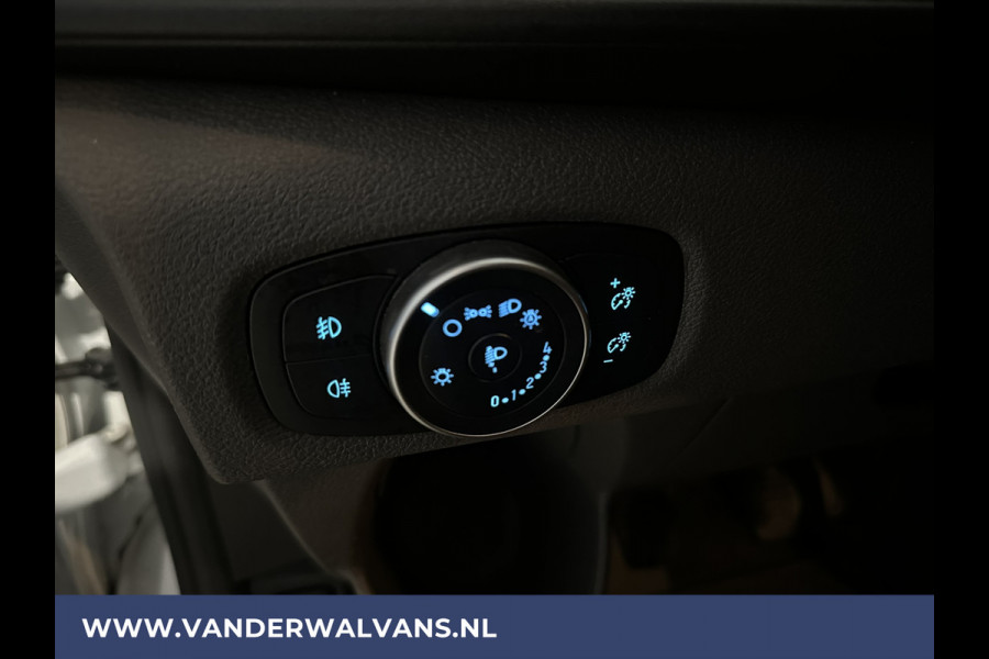 Ford Transit Custom 2.0 TDCI L2H1 Euro6 Airco | Camera | Cruisecontrol | Navigatie | Stoelverwarming Parkeersensoren, LED, Bijrijdersbank, 2800kg trekvermogen