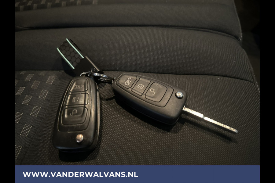 Ford Transit Custom 2.0 TDCI L2H1 Euro6 Airco | Camera | Cruisecontrol | Navigatie | Stoelverwarming Parkeersensoren, LED, Bijrijdersbank, 2800kg trekvermogen