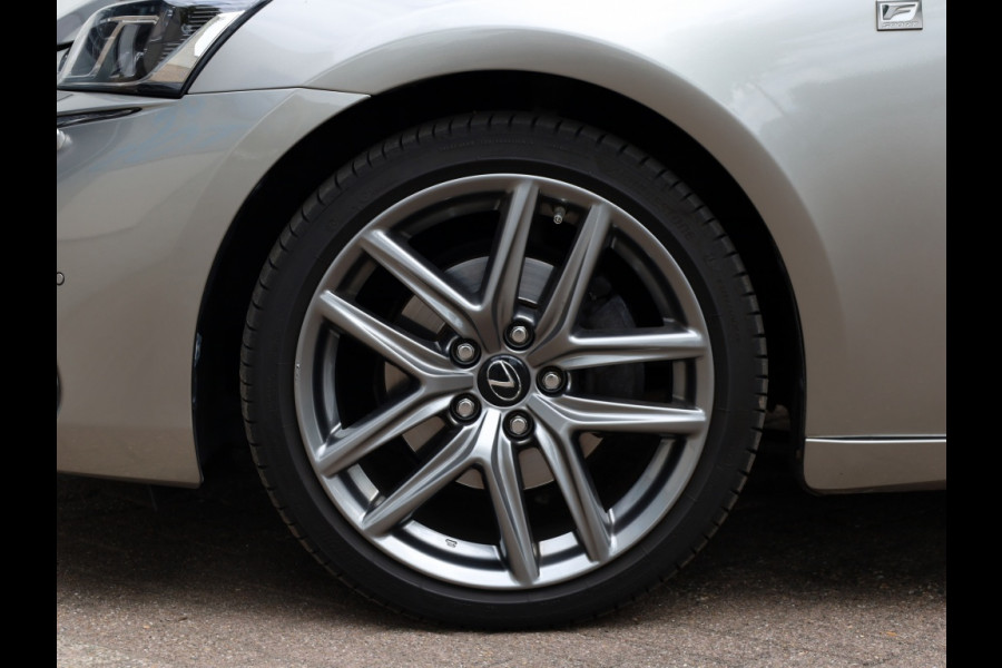 Lexus IS 300h Hybrid F-Sport Line | Mark Levinson | Schuifdak | Stoelvent