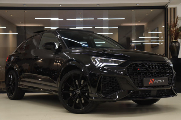 Audi RSQ3 Sportback TFSI RS Pano/Sonos/Camera/Carplay/RSStoelen/BOMVOL