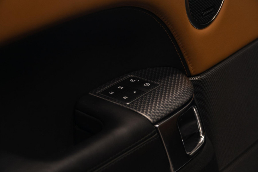 Land Rover Range Rover Sport 3.0 SDV6 HSE *Meridian / Stoelventilatie / Luchtvering / AWD / Panorama*