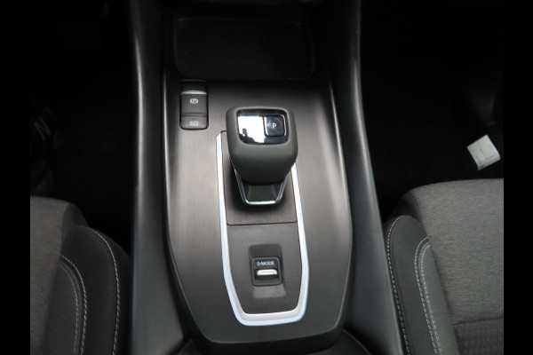 Nissan QASHQAI 1.3 MHEV Xtronic Business Design 360 CAM PANORAMA LANE ASSIST DODEHOEKBEWAKING APPLE CARPLAY STUURVERWARM