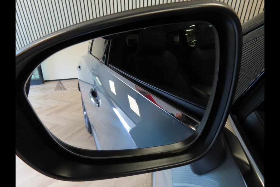 Nissan QASHQAI 1.3 MHEV Xtronic Business Design 360 CAM PANORAMA LANE ASSIST DODEHOEKBEWAKING APPLE CARPLAY STUURVERWARM