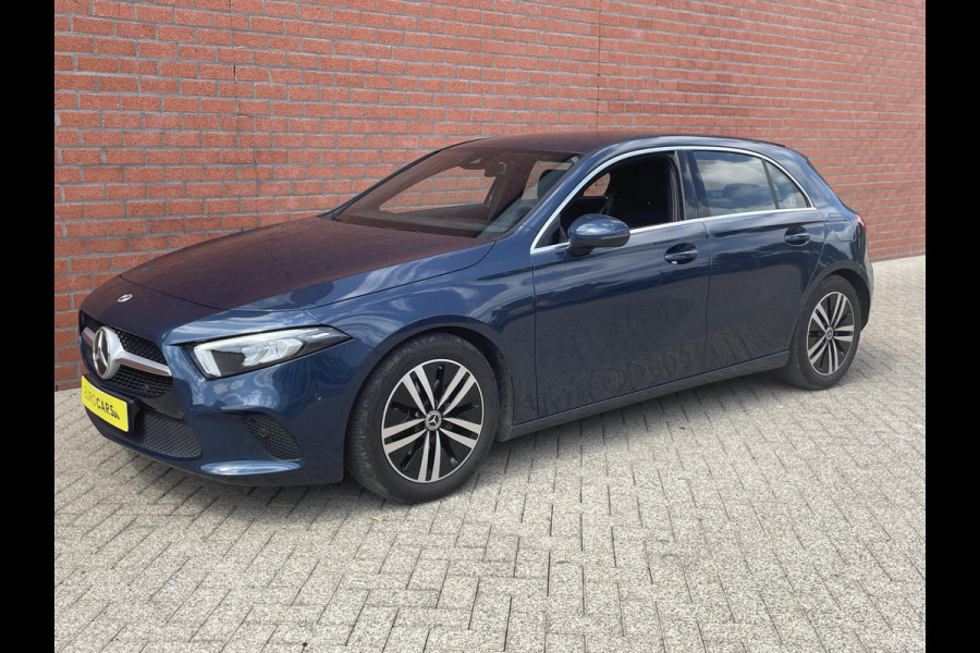 Mercedes-Benz A-Klasse 200 163pk DCT Progressive Navigatie Parkeersensoren Camera Cruise Control Stoelverwarming Ledverlichting Climate Control