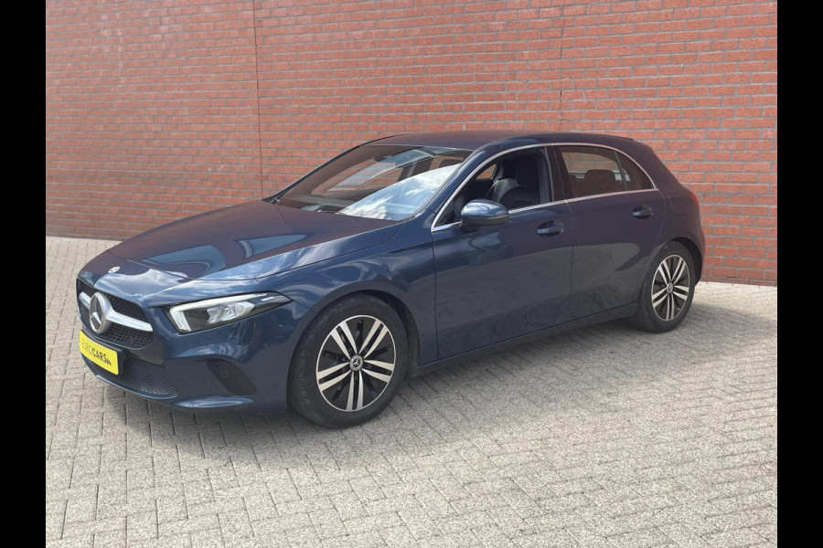 Mercedes-Benz A-Klasse 200 163pk DCT Progressive Navigatie Parkeersensoren Camera Cruise Control Stoelverwarming Ledverlichting Climate Control