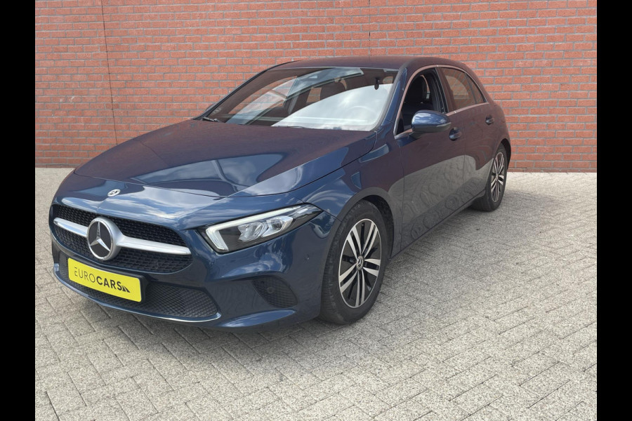 Mercedes-Benz A-Klasse 200 163pk DCT Progressive Navigatie Parkeersensoren Camera Cruise Control Stoelverwarming Ledverlichting Climate Control