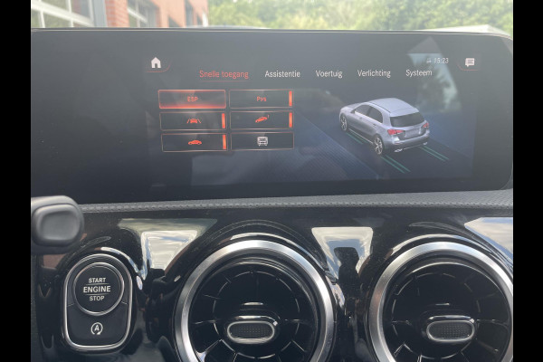 Mercedes-Benz A-Klasse 200 163pk DCT Progressive Navigatie Parkeersensoren Camera Cruise Control Stoelverwarming Ledverlichting Climate Control