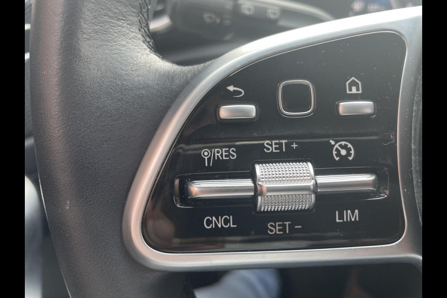 Mercedes-Benz A-Klasse 200 163pk DCT Progressive Navigatie Parkeersensoren Camera Cruise Control Stoelverwarming Ledverlichting Climate Control