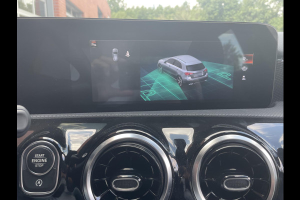 Mercedes-Benz A-Klasse 200 163pk DCT Progressive Navigatie Parkeersensoren Camera Cruise Control Stoelverwarming Ledverlichting Climate Control