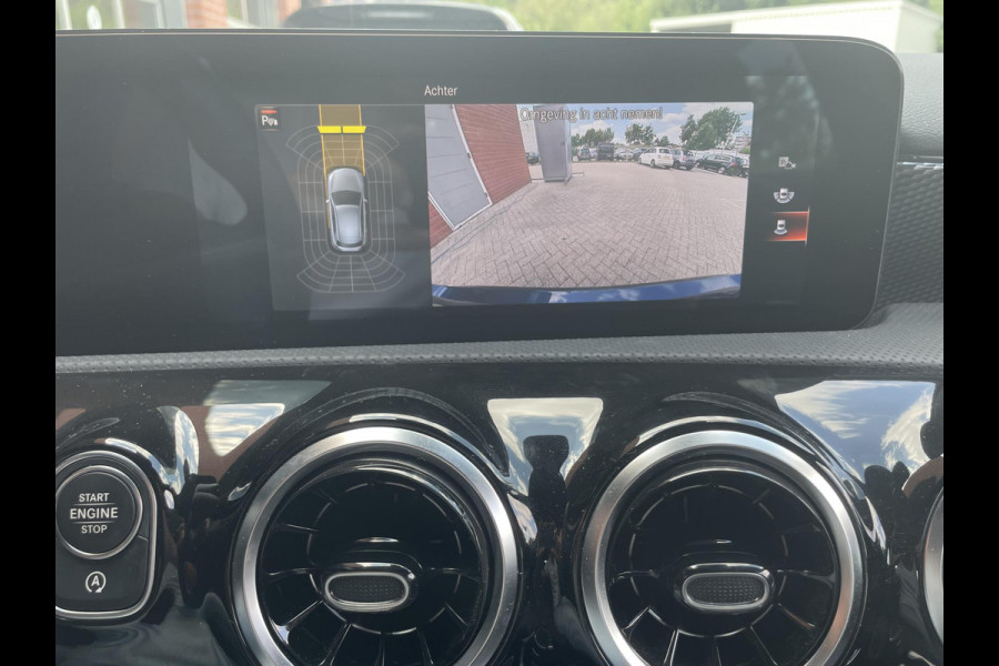Mercedes-Benz A-Klasse 200 163pk DCT Progressive Navigatie Parkeersensoren Camera Cruise Control Stoelverwarming Ledverlichting Climate Control