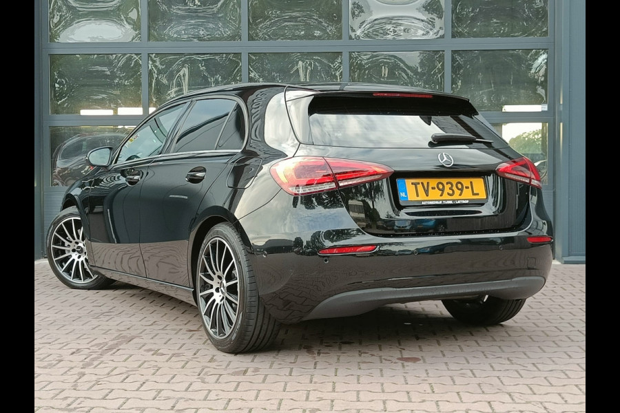Mercedes-Benz A-Klasse 200 Business Solution Plus Upgrade | Wide Screen | Navi | Stoelverw. | LED/Xenon | Camera |