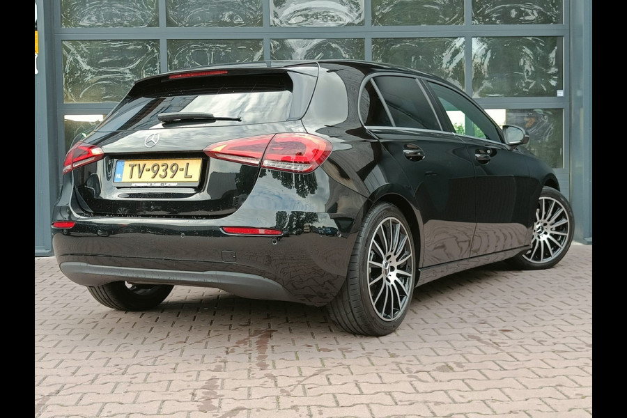 Mercedes-Benz A-Klasse 200 Business Solution Plus Upgrade | Wide Screen | Navi | Stoelverw. | LED/Xenon | Camera |