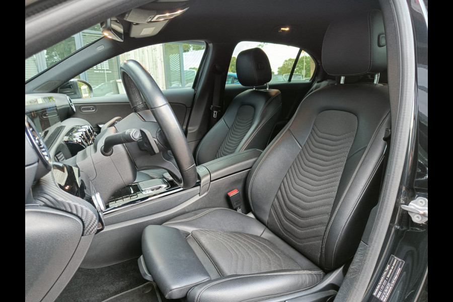 Mercedes-Benz A-Klasse 200 Business Solution Plus Upgrade | Wide Screen | Navi | Stoelverw. | LED/Xenon | Camera |