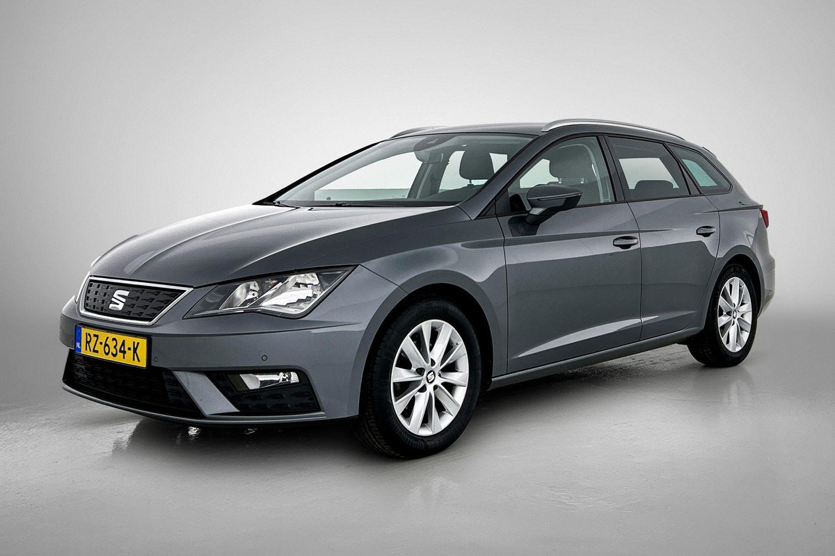 Seat León ST 1.0 EcoTSI Style Business Intense Sport (NAVIGATIE, CARPLAY, PARKEERENSOREN, 1e EIGENAAR, GOED ONDERHOUDEN) Seat León ST 1.0 EcoTSI Style Business Intense Sport (NAVIGATIE, CARPLAY, PARKEERENSOREN, 1e EIGENAAR, GOED ONDERHOUDEN)