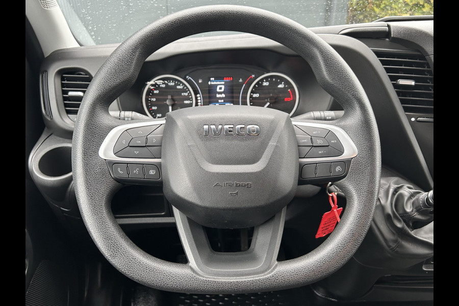Iveco Daily 35S14 2.3 D / PICK UP MET LANGE BAK / 7 PERSOONS DUBBELE CABINE / !!22.770 KM!!/ AIRCO / CRUISE / NAVI / 3.5 TONS TREKHAAK