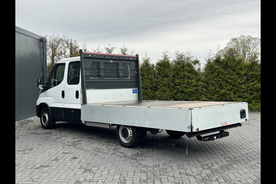 Iveco Daily 35S14 2.3 D / PICK UP MET LANGE BAK / 7 PERSOONS DUBBELE CABINE / !!22.770 KM!!/ AIRCO / CRUISE / NAVI / 3.5 TONS TREKHAAK