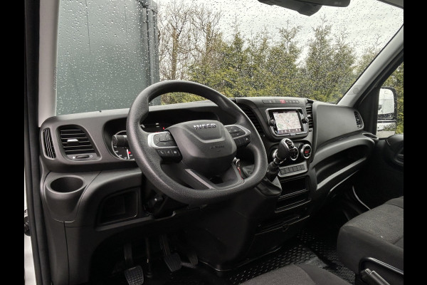 Iveco Daily 35S14 2.3 D / PICK UP MET LANGE BAK / 7 PERSOONS DUBBELE CABINE / !!22.770 KM!!/ AIRCO / CRUISE / NAVI / 3.5 TONS TREKHAAK