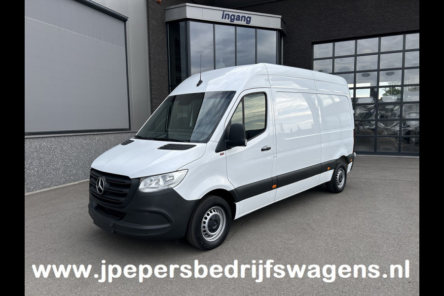 Mercedes-Benz Sprinter 314 CDI L2 H2 Trekhaak / MBUX / Navigatie / Camera / Parkeersensoren / Airco / 270 Graden achterdeuren