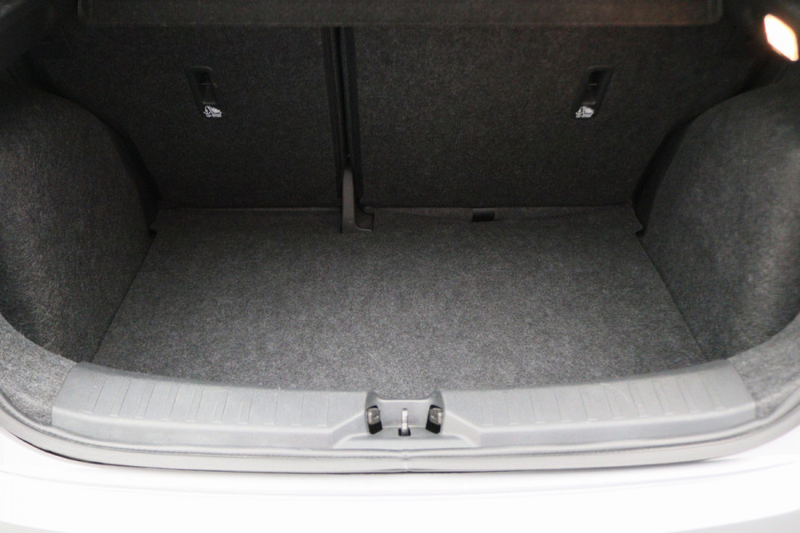 Nissan Micra 1.0 IG-T N-Connecta Camera, Navigatie, Climate, DAB, LED, Cruise, PDC
