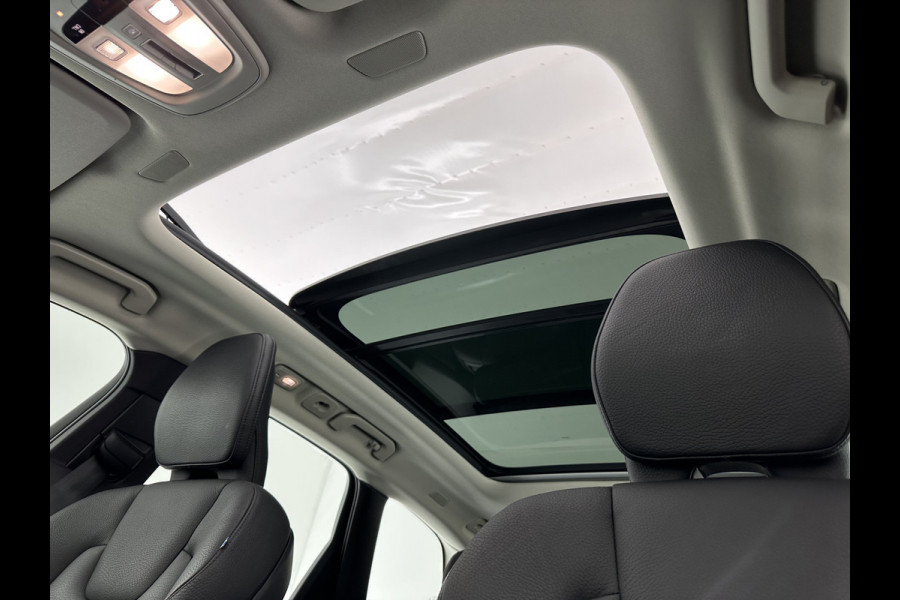Volvo XC60 2.0 T6 Plug-in Hybrid AWD Inscription Expression (INCL-BTW)  AUT. *PANO | LUXURY-LEATHER | FULL-LED | HEATED-SPORTSEATS | NAVI-FULLMAP | CAMERA | PDC | ADAPT.CRUISE | CARPLAY | DIGI-COCKPIT | BLIS | SIPS | KEYLESS | 18"ALU*