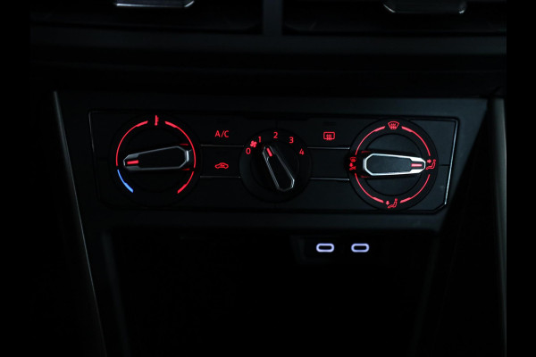 Volkswagen Polo 1.0 TSI Comfortline 95 pk | Navigatie | Parkeersensoren | Achteruitrijcamera | Adaptieve cruise control | Digitaal instrumentenpaneel | Apple Carplay/Android Auto |
