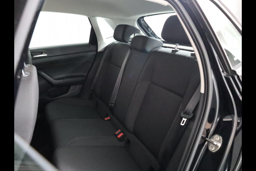 Volkswagen Polo 1.0 TSI Comfortline 95 pk | Navigatie | Parkeersensoren | Achteruitrijcamera | Adaptieve cruise control | Digitaal instrumentenpaneel | Apple Carplay/Android Auto |