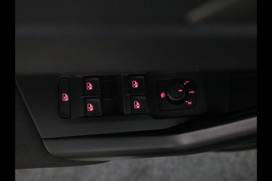 Volkswagen Polo 1.0 TSI Comfortline 95 pk | Navigatie | Parkeersensoren | Achteruitrijcamera | Adaptieve cruise control | Digitaal instrumentenpaneel | Apple Carplay/Android Auto |