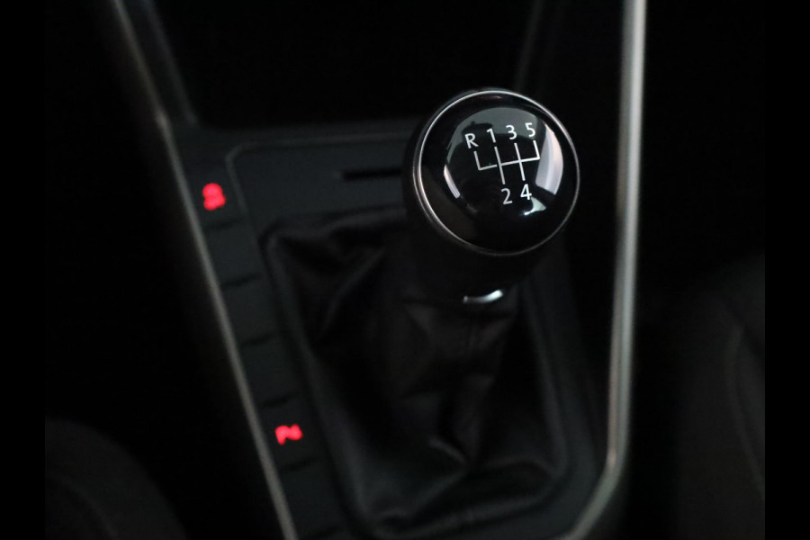 Volkswagen Polo 1.0 TSI Comfortline 95 pk | Navigatie | Parkeersensoren | Achteruitrijcamera | Adaptieve cruise control | Digitaal instrumentenpaneel | Apple Carplay/Android Auto |