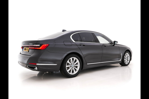 BMW 7 Serie 745e High Executive (INCL-BTW) *EXCLUSIV-NAPPA-LEATHER | LASER-LED | HEAD-UP | SOFT-CLOSE | BLIND-SPOT | MEMORY-PACK | DIGI-COCKPIT | KEYLESS | DAB+ | CAMERA | COMFORT-SEATS | AMBIENT-LIGHT | DAB | CARPLAY | 18"