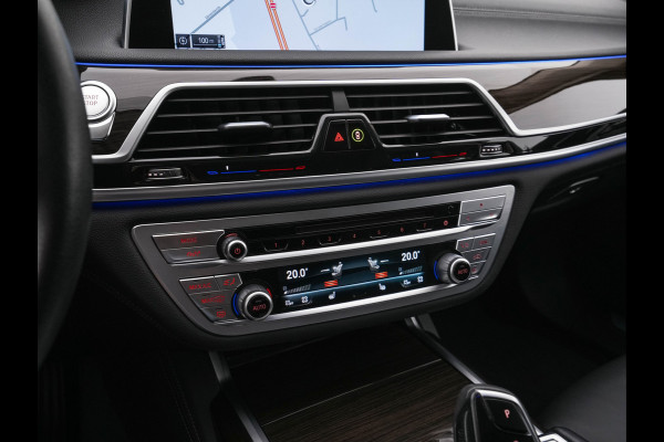 BMW 7 Serie 745e High Executive (INCL-BTW) *EXCLUSIV-NAPPA-LEATHER | LASER-LED | HEAD-UP | SOFT-CLOSE | BLIND-SPOT | MEMORY-PACK | DIGI-COCKPIT | KEYLESS | DAB+ | CAMERA | COMFORT-SEATS | AMBIENT-LIGHT | DAB | CARPLAY | 18"